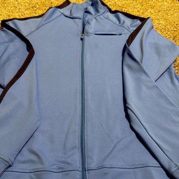 Lot Of Two Blue Danskin Athletic Jackets - Picture 5 of 8